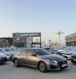 نيسان التيما فول اوبشن SV 2024