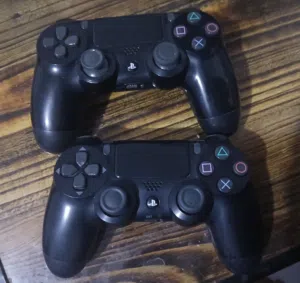 يدين ps4 الاصيات متع جهاز نفسه