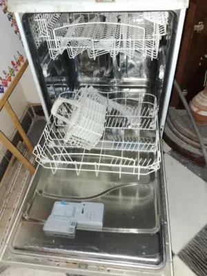 dishwasher غسالة اطباق اريستون ايطالي