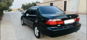 هوندا اكورد 1999 للبيع نظيف