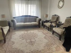 طقم كنب مستعمل خشب زان للبيع