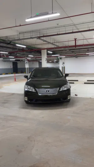 Used Lexus ES in Muscat