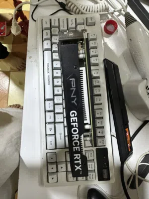 كرت شاشه 3050 6GBبدون منفذ طاقه