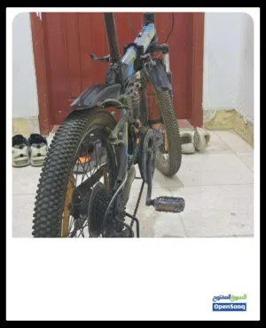 قاري (عجلة ) (سيكل) للبيع نوعية rock hummer