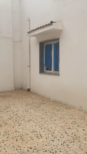 منزل في حي الأندلس للبيع