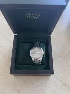 Jovial stainless steel mens wristwatch - new