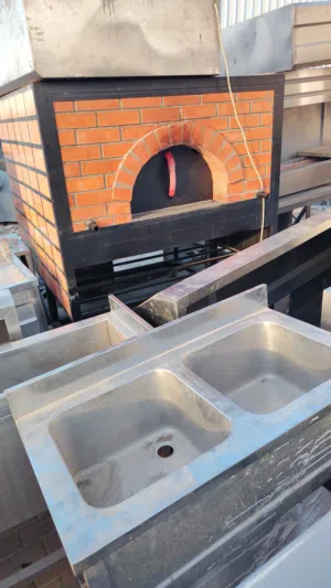 بيع معدات مطاعم مستعمل وجديد