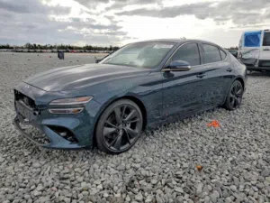 Used Genesis G70 in Sharjah