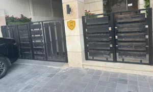 باب كراج وباب مدخل البيت