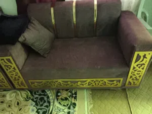 أثاث مستعمل
