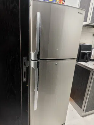 Toshiba 320L refrigerator for sale