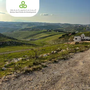 أرض للبيع الفحيص ابو طارة مطلة على شارع السرو السلط / 500 متر سكن ج