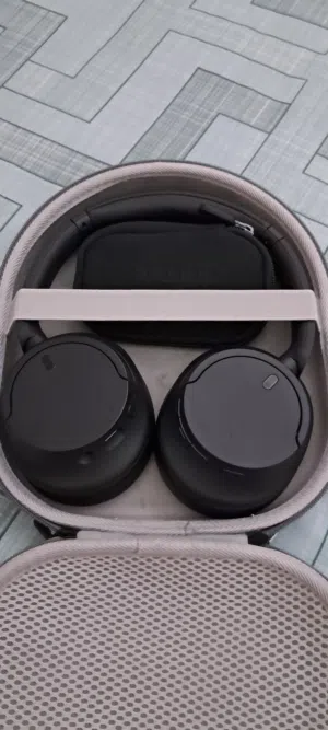 sony WH CH720N