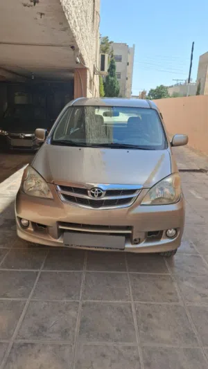 Used Toyota Avanza in Amman