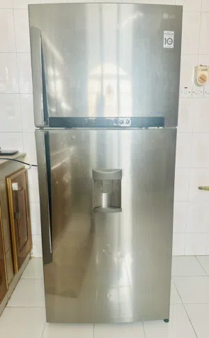 Used but in good  condition Lg 650 liters refrigerator for sale