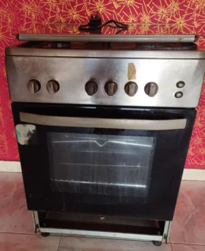 4 Gas Burner & Oven