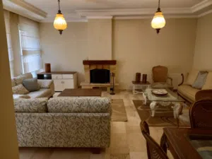 شقة مفروشة - الشميساني - 3نوم 1ماستر - 205م - حديقة - اعلان رقم A166