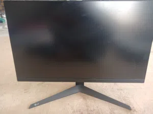 ultra gear monitor 165hz 1080p in good condition