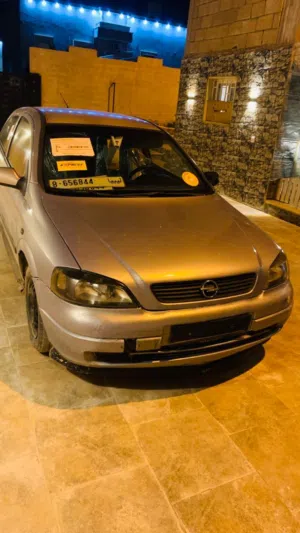 اوبل استر 2000 كمبيو عادي