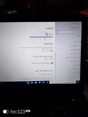 عندي جهاز لابتوب شبه جديد تبارك الرحمن نضيف عيب لا تبارك الرحمن بالشنطه والماوس  وجميع ملحقاته