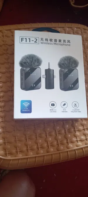 Double Microphone sans fil 2en1 , Micro iphone  / USB C , Micro Cravate Sans Fil Type C / iphone - F