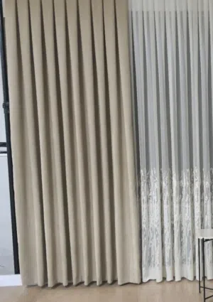 4 Curtains for urgent sale used like new