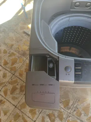 سلام عليكم غساله البيع كوريه اصليه فول مواصفات غسل و تنشيف وتجفيف نضافتها 80/100 مابيها اي عطل ومكفو