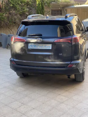 تويوتا راف فور 2018