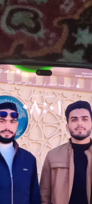 سلام عليكم x9c بيه هاي الي بل شاشه بس مامثره عليه شي بيه شويه غواش بل كامره مامي  وبيه مجال مكاني