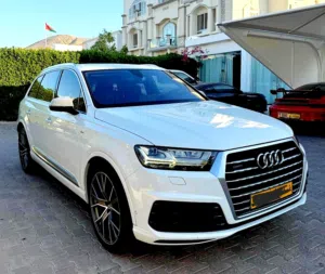 Audi Q7 S Line full option