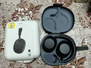 Sony WH-1000XM6 Noise Cancelling Headphones black استخدام 23 يوم فقط