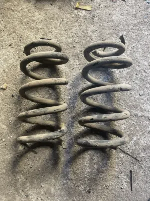 قطع غيار للبيع