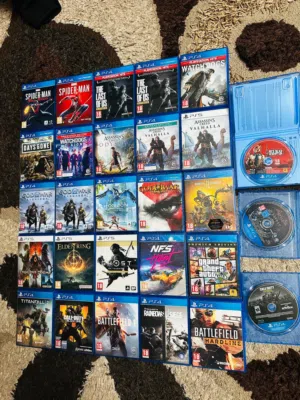 سيديات العاب بلاستيشن 4/5 مستخدم