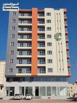 محل للايجار في وسط المنطقة التجارية في صلالة