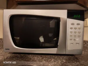 Sona 25 - 29 Liters Microwave in Amman