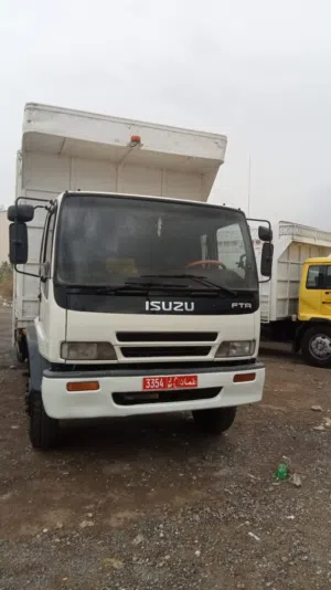 10 ton truck 2007 model for sale good condition engine geer everything good condition