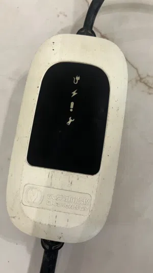 شاحن سيارة