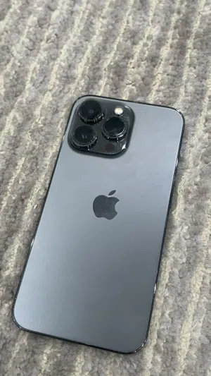 Apple iPhone 13 Pro 256 GB in Al Dakhiliya