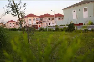 فيلا 320م للإيجار في مدينة سعفة البصرة السكنية