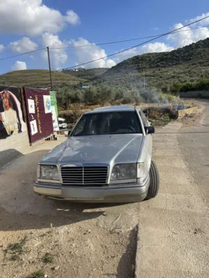 مرسيدس بطة w124  1995