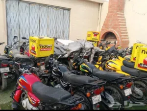 دباب-بجاج-بوكسر-مستعمل-بحالة-ممتازة-موديل-2024-رائع-في-مجال-التوصيل-استعمال-خفيف