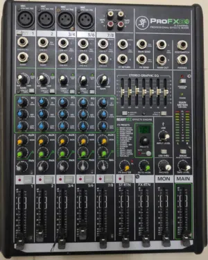 Mackie Pro fx 8 v2 Mixer