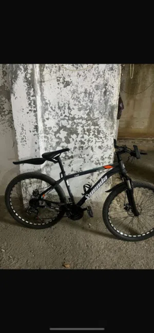 بسكليت جديد مستعمل شهرين للبيع حجم العجل 25 حجم كبير