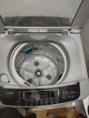 LG Top Load Washing Machine T1369NEHTF 13Kg