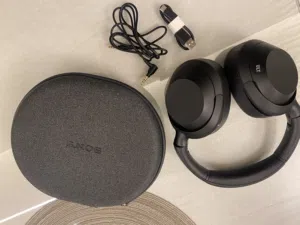 سماعات Sony headphones ULT السعر قابل للتفاوض