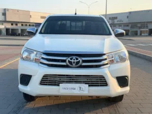 Used Toyota Hilux in Muscat