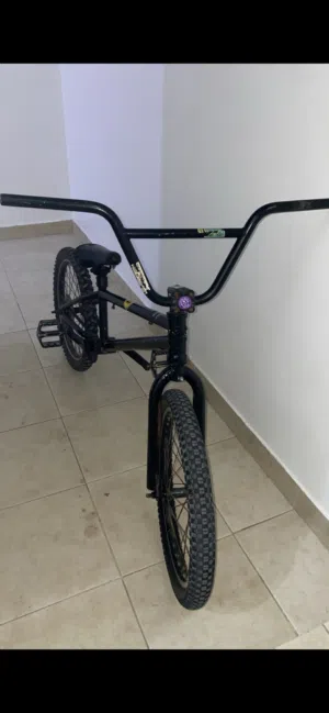 للبيع او للبدل قاري DK