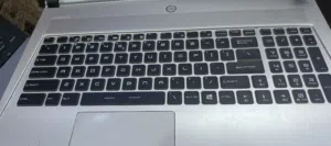 جهاز لاب توب قيمنج للبيع قطع