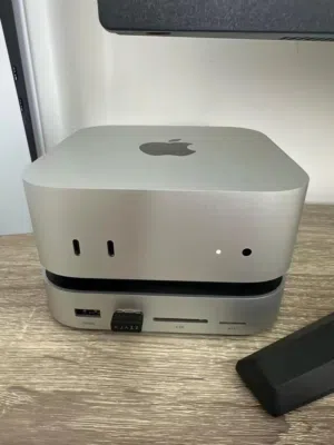 UGREEN Mac mini M4 / M4 Pro Dock 10-in-1 قاعدة ماك ميني مع مدخل هارد NVMe SSD
