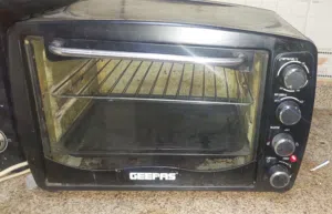 فرن كهربائي جيباس شغال بحالة ممتازة Geepas electric oven, working perfectly